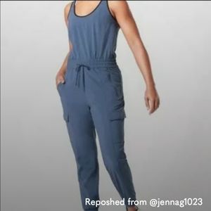 Athleta Unbound Blue Jumpsuit w/ pockets Size XL